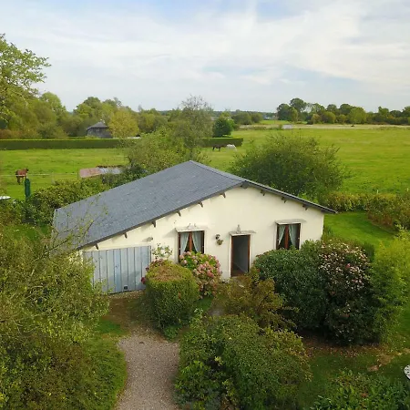 D'hotes Les 4 Chemins Bed & Breakfast *