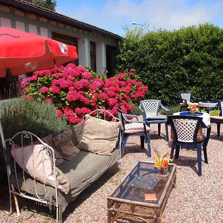 D'hotes Les 4 Chemins Bed and breakfast